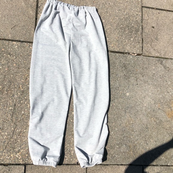 SHEIN gray jogger sweatpants - Picture 4 of 7